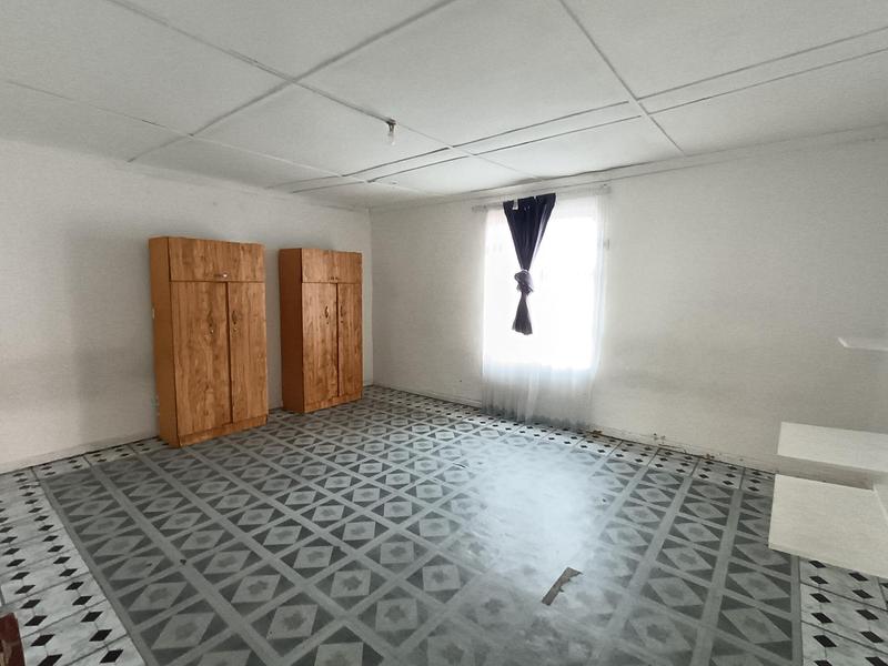 13 Bedroom Property for Sale in Madeira Park Eastern Cape